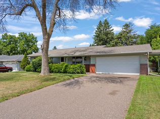 2245 Beam Ave, Saint Paul, MN 55109