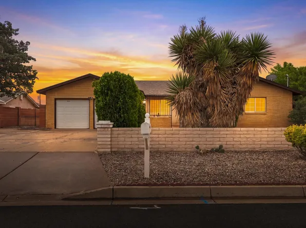 3102 May Cir SE, Rio Rancho, NM 87124