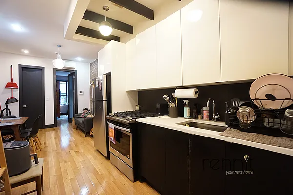 Rented by Rennit Inc. | media 3