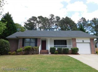7461 Fairpoint Rd, Fayetteville, NC 28314