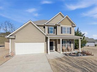 225 Brooks Village Dr, Pendergrass, GA 30567