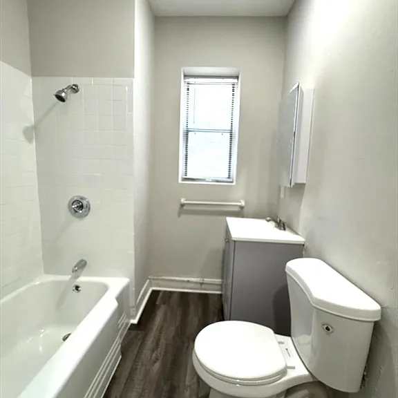 8 Langmaid Ave #4 — Photo 3
