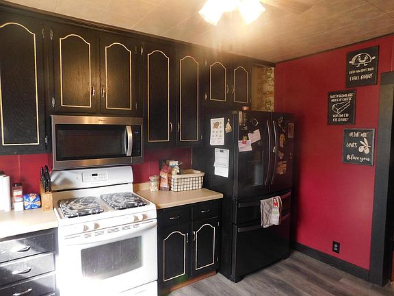 2nd image of 505 East 2ND STREET