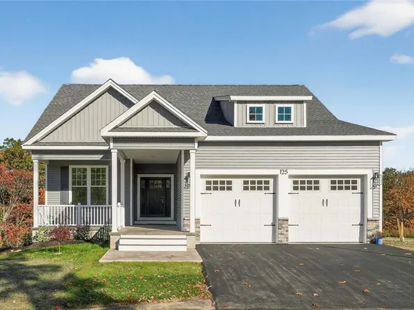 125 Julia Way, Johnston, RI 02919