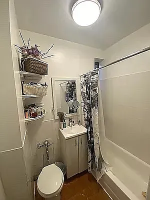 Rented by Oxford Property Group | media 33