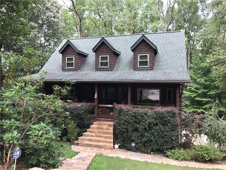 1st image of 210 Bromsgrove Dr