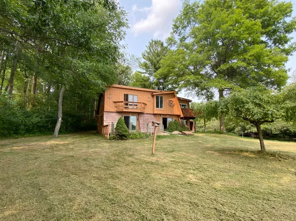 2501 Evergreen Rd, Evart, MI 49631