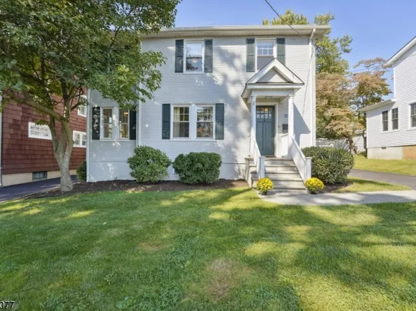 7 Morris Ct, Summit City, NJ 07901