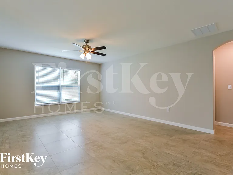 481 Earhart Dr — Photo 8
