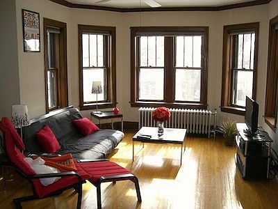 3rd image of 2506 W Cullom Ave #2
