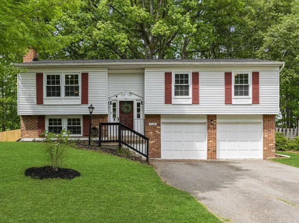 2160 Wessex Ct, Woodbridge, VA 22191