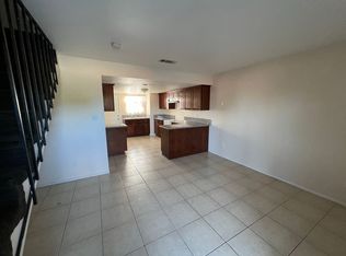 612 8th St #K, Bakersfield, CA 93304
