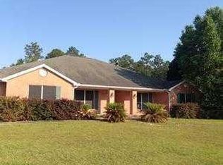 5897 Saratoga Dr, Crestview, FL 32536