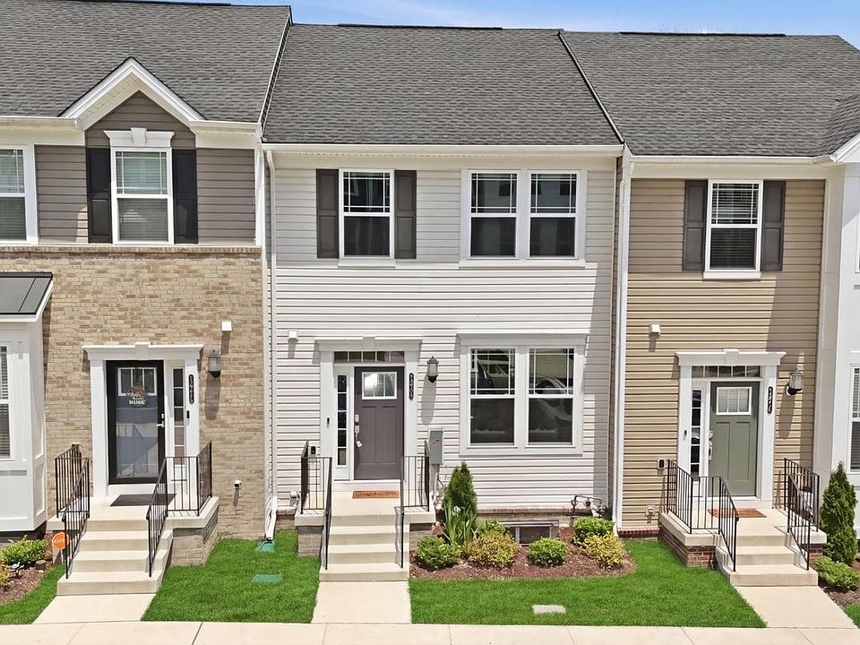 1st image of 2403 Woodlands Rd