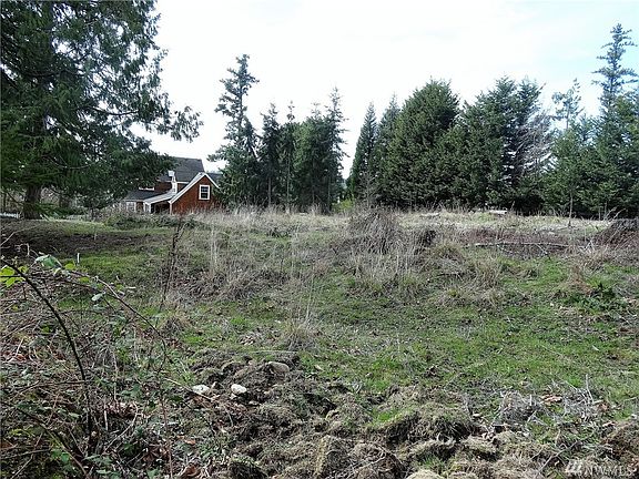 4th image of 5124 Silver Beach Ave
