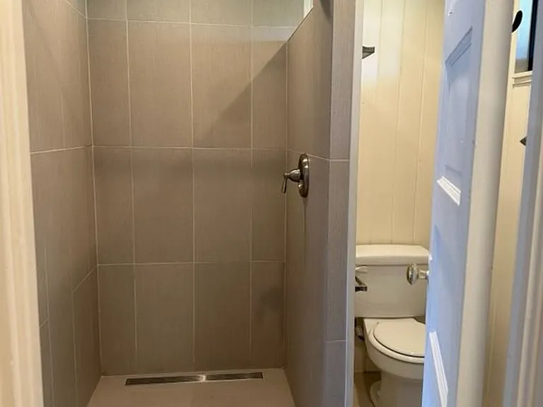 1361 Santa Rosa Dr — Photo 31