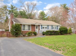4 Princess Ave, North Chelmsford, MA 01863