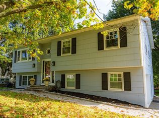 11 Garrison Ln, Stony Pt, NY 10980