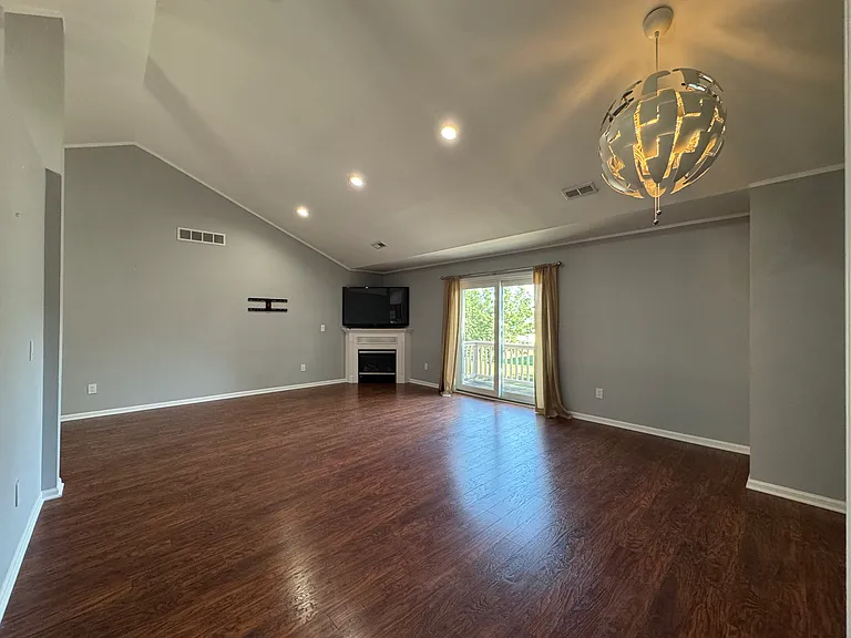21083 Cooper Dr #26 — Photo 7