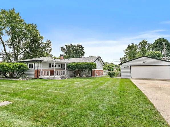 435 Kingman Ln, Hoffman Estates, IL 60169