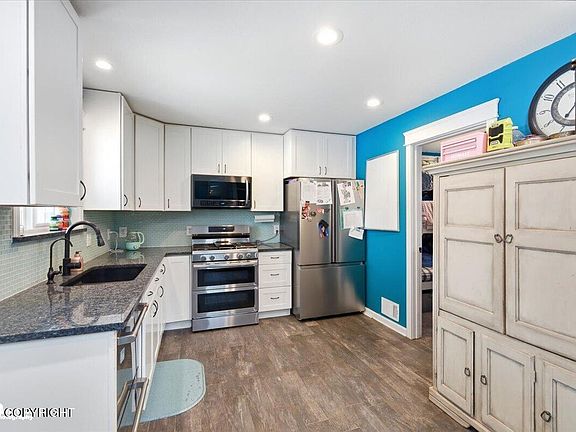 5th image of 4229 E Country Fair Dr