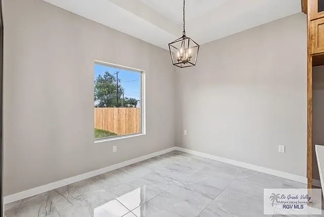 130 E Magnolia Ave — Photo 8