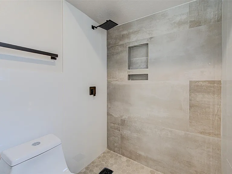 4931 Lake Catherine Ct — Photo 7