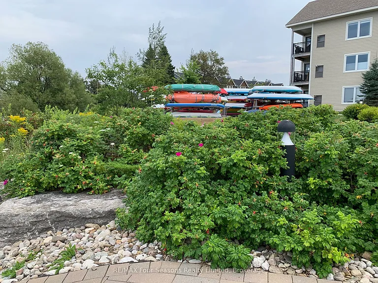 4 Cove Ct #102 — Photo 31