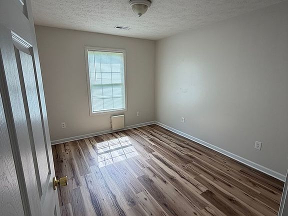 5th image of 801 N Garfield St APT C