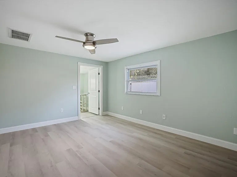 545 Bluebell Rd — Photo 24