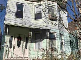 546 56th St #2, West New York, NJ 07093