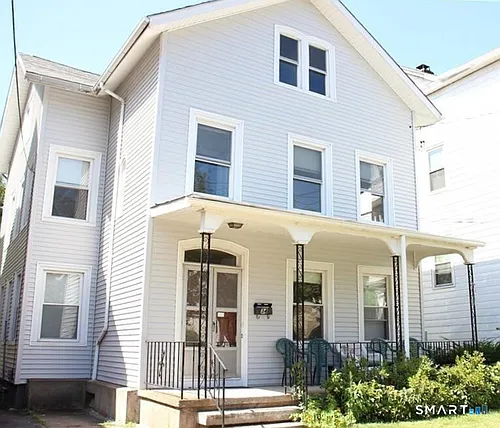 34 Cottage St #1 Photo 1