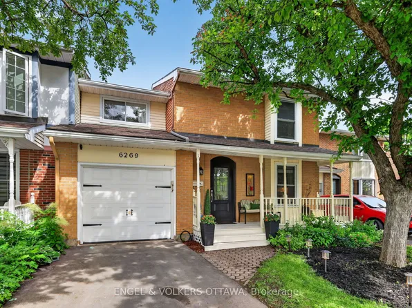 6269 Paddler Way, Ottawa, ON K1C 2G5
