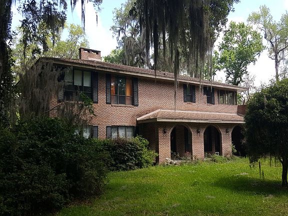 3rd image of 15126 Cape Dr N