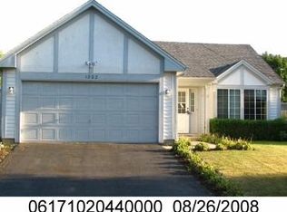 1302 Sebring Cir, Elgin, IL 60120