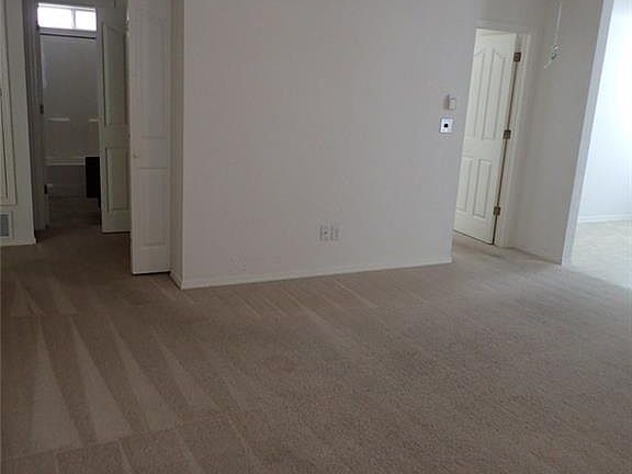 5th image of 14332 Island Point Dr