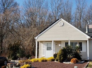 536 Iron Kettle Rd, Toms River, NJ 08753