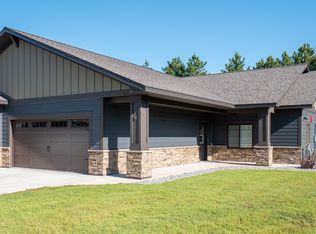 620 Tree Farm Ln #4, Detroit Lakes, MN 56501
