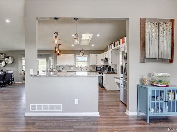 4th image of 1605 Pawnee Parkway
