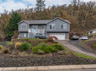 1540 NW Avery St, Roseburg, OR 97471