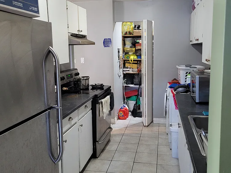 13923 72nd Ave #615 — Photo 3