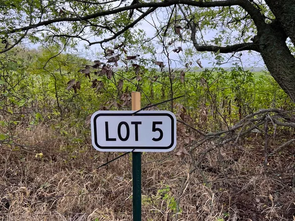 5 County Road 4305, Greenville, TX 75401