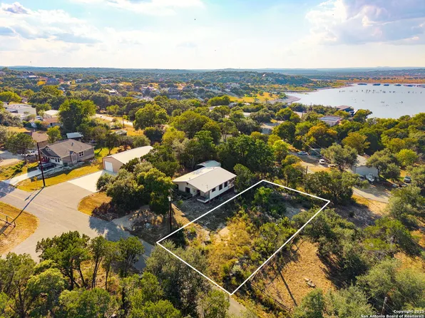 617 Canyon Edge LOT 1492, Canyon Lake, TX 78133