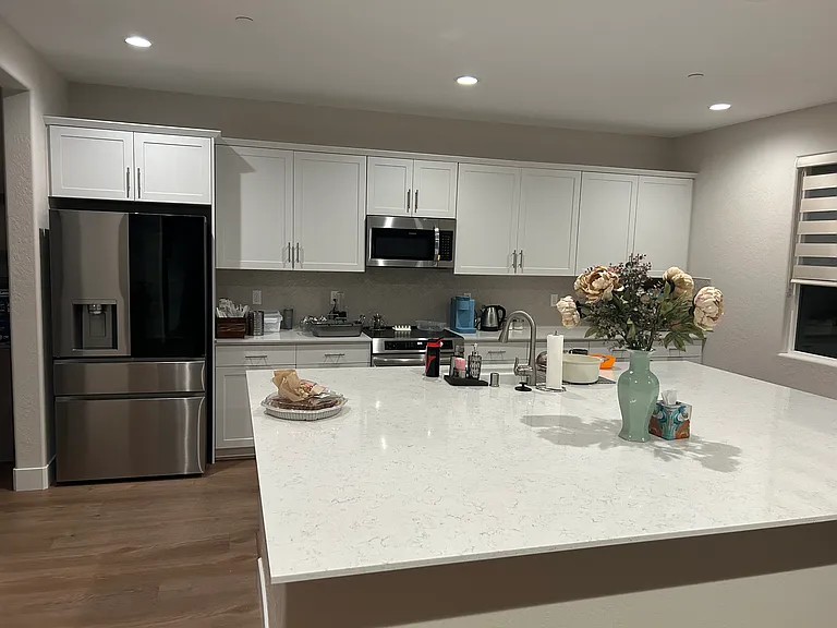 2875 E Colina Dr — Photo 8