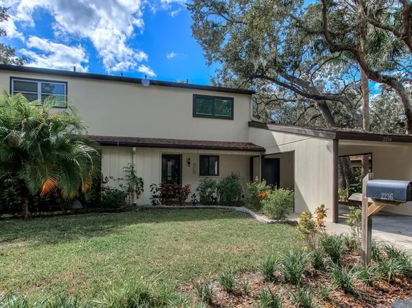 2216 Circlewood Dr, Sarasota, FL 34231
