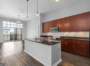 711 Cosmopolitan Dr #428, Atlanta, GA 30324