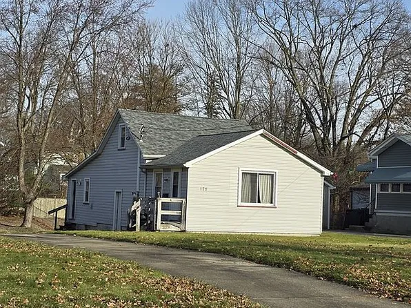 178 Wychwood Ln, Youngstown, OH 44512