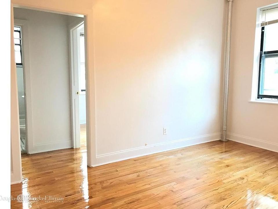 1st image of 4725 48th St APT 1G
