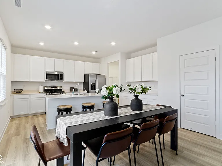 19441 Beruna Way — Photo 6