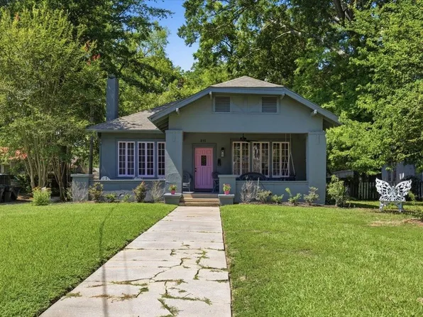 211 E Center St, Canton, MS 39046